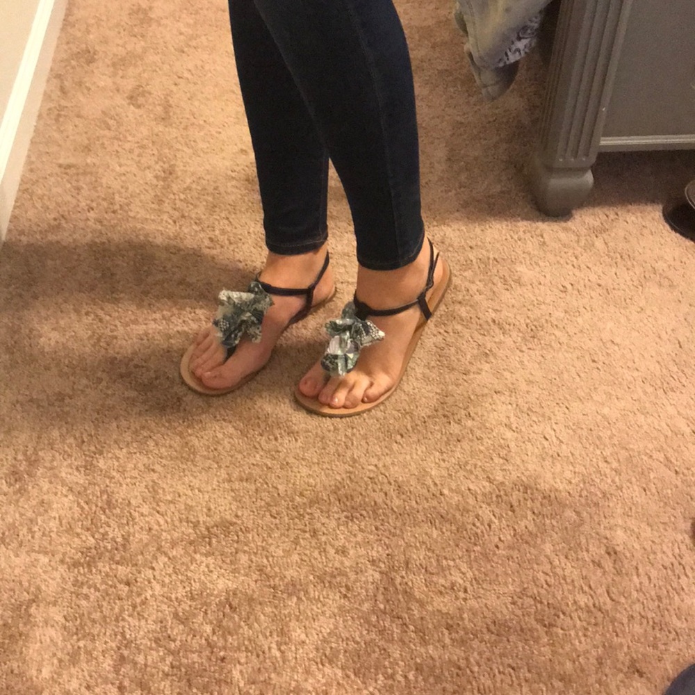 Xhilarition strappy blue sandals
